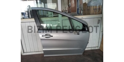 Peugeot 308 2007-2013 Gri Çıkma Sağ Ön Kapı