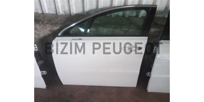 Peugeot 508 2010-2018 Beyaz Çıkma Sol Ön Kapı