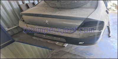 Peugeot 407 bagaj Kapağı